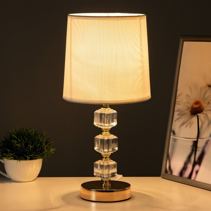 Настольная лампа Настольная лампа "Бианка" Е14 40Вт золото 22,5х22,5х36 см RISALUX