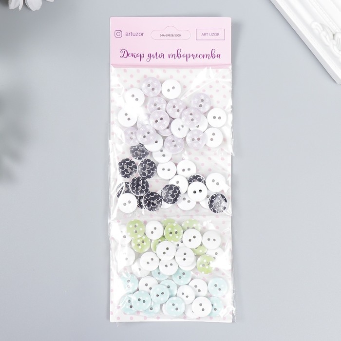 Пуговицы дерево для творчества 2 прокола Пуговицы дерево для творчества 2 прокола "Ассорти" 4 цвета х 20 шт 1,3х1,3 см