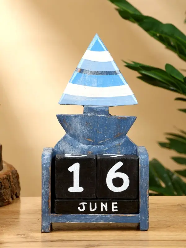 Календарь настольный «Кораблик», 11×5.5×19 см, дерево, синий Календарь настольный «Кораблик», 11×5.5×19 см, дерево, синий