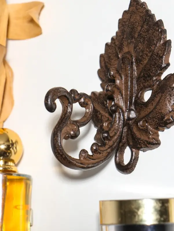 Крючок настенный &laquo;Виноградный лист&raquo;, ключница декоративная, чугун, 9&times;12.5&times;7.5 см