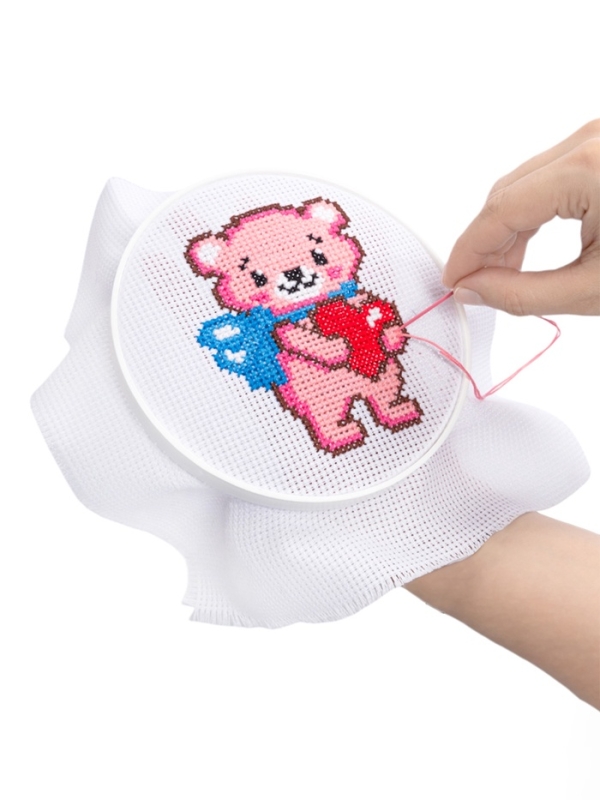 Набор для творчества. Вышивка Набор для творчества. Вышивка "Медвежонок с сердечком" (с пяльцами) 05619