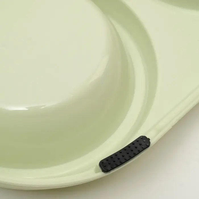Миска металлическая двойная наклонная на пластиковом основании, 28.5&times;15&times;7 см, зелёная