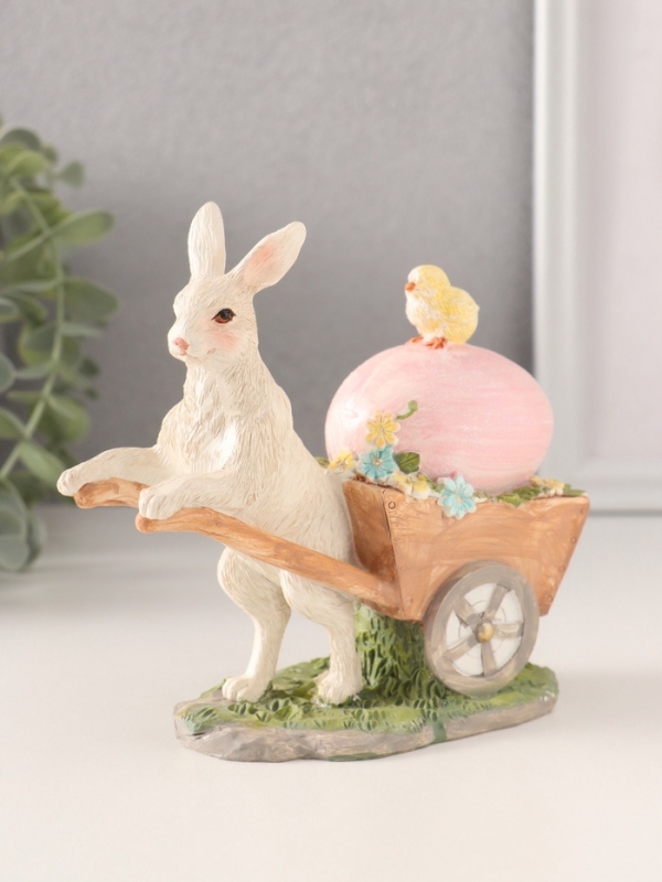 Сувенир полистоун  Сувенир полистоун "Кролик везёт тележку с цыплёнком и пасхальным яйцом" 13,5х6х13 см