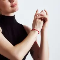 Браслет-оберег &laquo;Красная нить. Узел&raquo;, d=6 см, красный