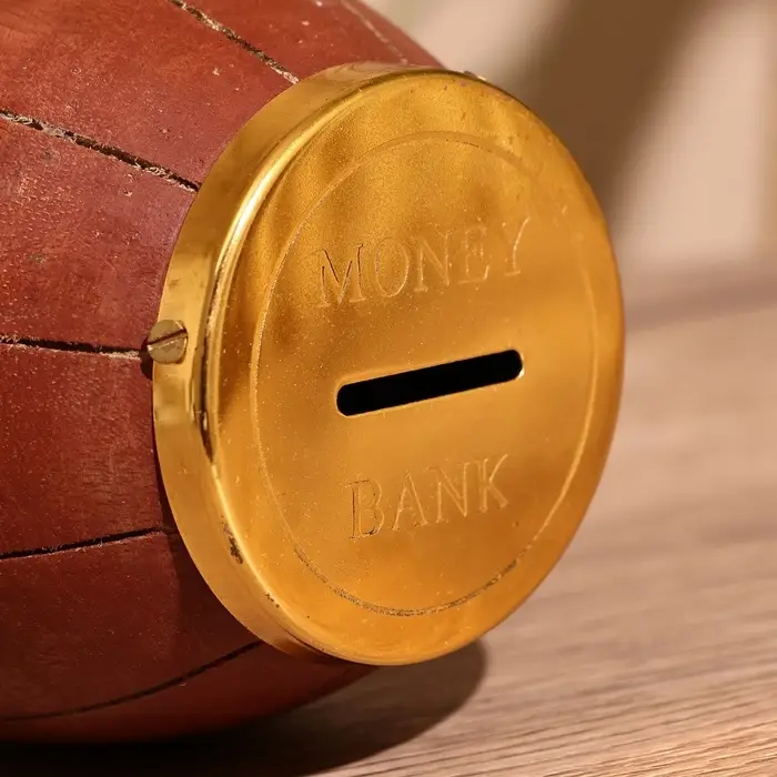 Копилка &laquo;Банк&raquo;, 11&times;11&times;12 см, дерево шишам