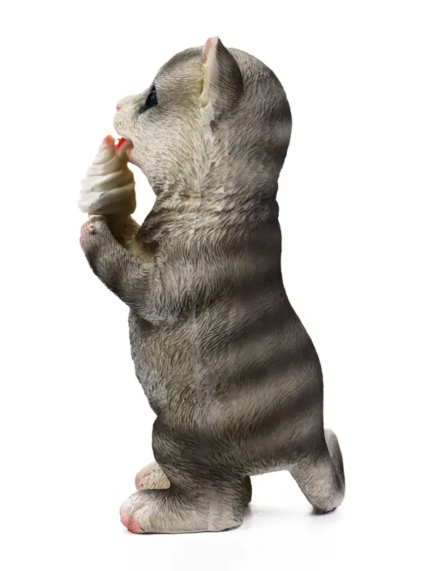 Садовая фигура из полистоуна &laquo;Котёнок с мороженым&raquo;, 19&times;11&times;7 см