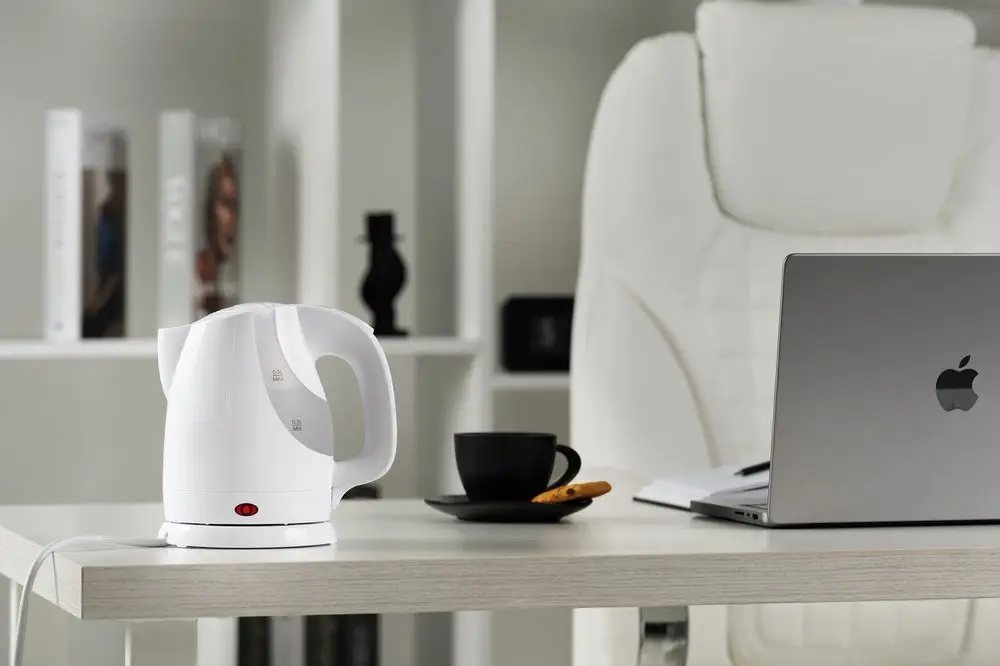 Электрический чайник TwinCups, белый Электрический чайник TwinCups, белый