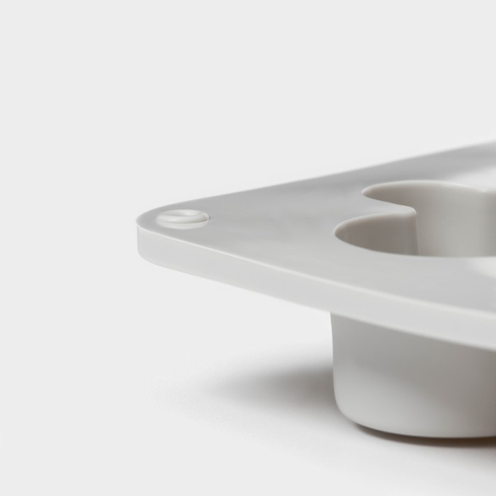 Форма для выпечки новогодняя Доляна &laquo;Семейный праздник&raquo;, силикон, 6 ячеек, 29,5&times;17&times;2,7 см, цвет серый