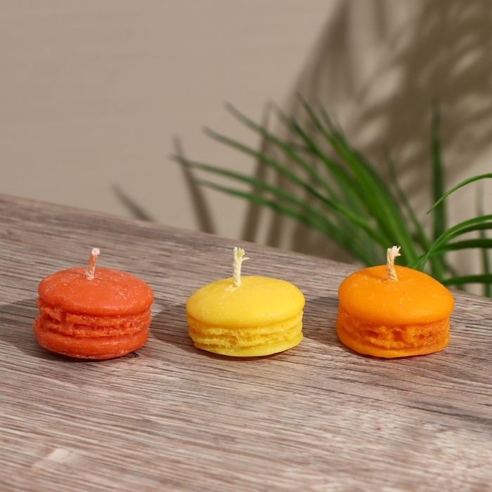 Свеча  Свеча "Макарун" 3,5х3,5х2 см, соевый воск МИКС