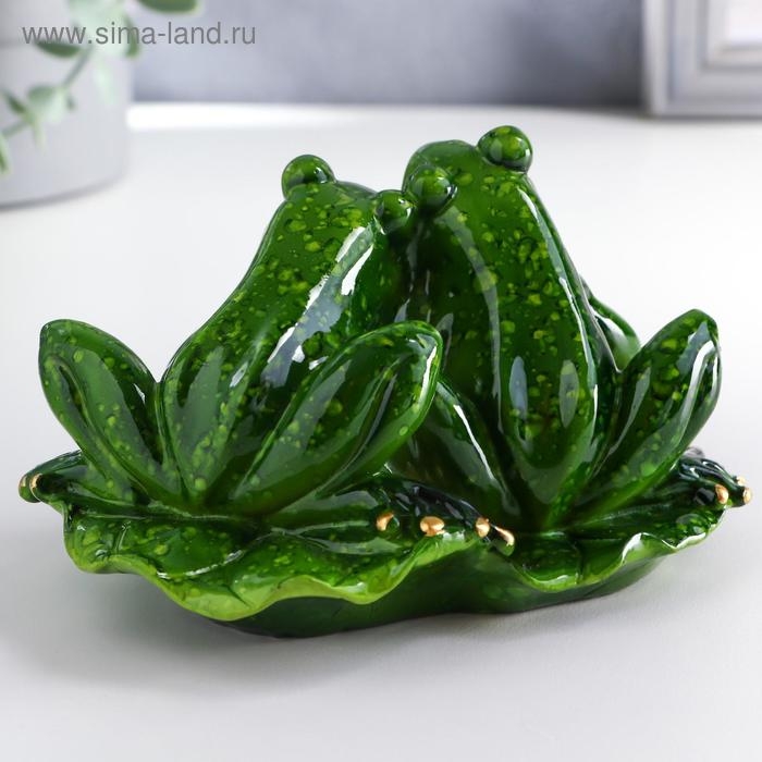 Сувенир полистоун лак Сувенир полистоун лак "Лягушки на листе" 8,5х14х9,5 см