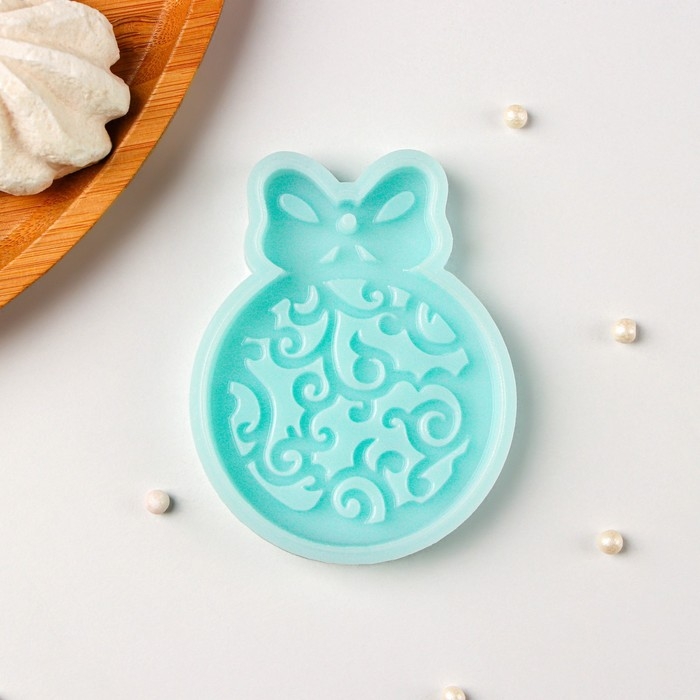 Силиконовый молд «Ёлочный шар», 8×6×0,8 см, цвет бирюзовый Силиконовый молд «Ёлочный шар», 8×6×0,8 см, цвет бирюзовый