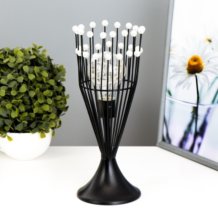 Ночник Ночник "Кубок" LED от батареек ААА чёрный 10х10х26,5 см RISALUX