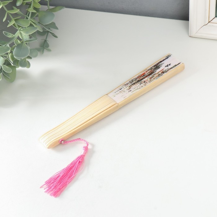 Веер дерево, текстиль h=21 см  Веер дерево, текстиль h=21 см "Город" цветной, с кисточкой