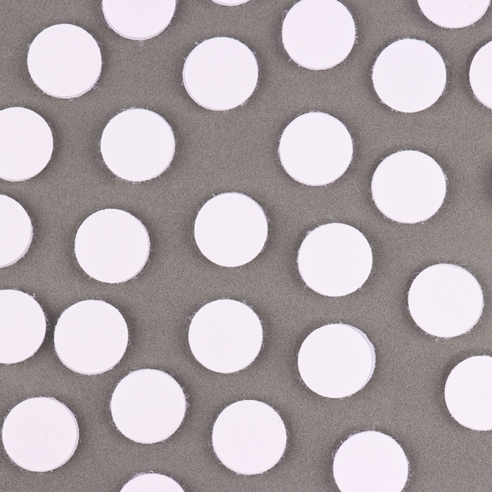 Липучка на клеевой основе «Круг», набор 30 шт., размер 1 шт: 2 см Липучка на клеевой основе «Круг», набор 30 шт., размер 1 шт: 2 см