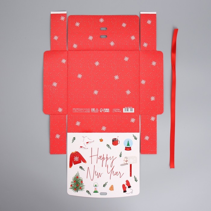 Коробка подарочная новогодняя складная «Счастливого праздника», 20 х 18 х 5 см, Новый год Коробка подарочная новогодняя складная «Счастливого праздника», 20 х 18 х 5 см, Новый год