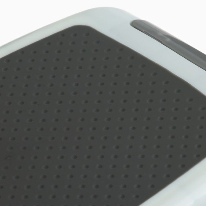 Подставка детская с прорезинеными ступеньками, 36х33х25см, цвет белый/серый Подставка детская с прорезинеными ступеньками, 36х33х25см, цвет белый/серый