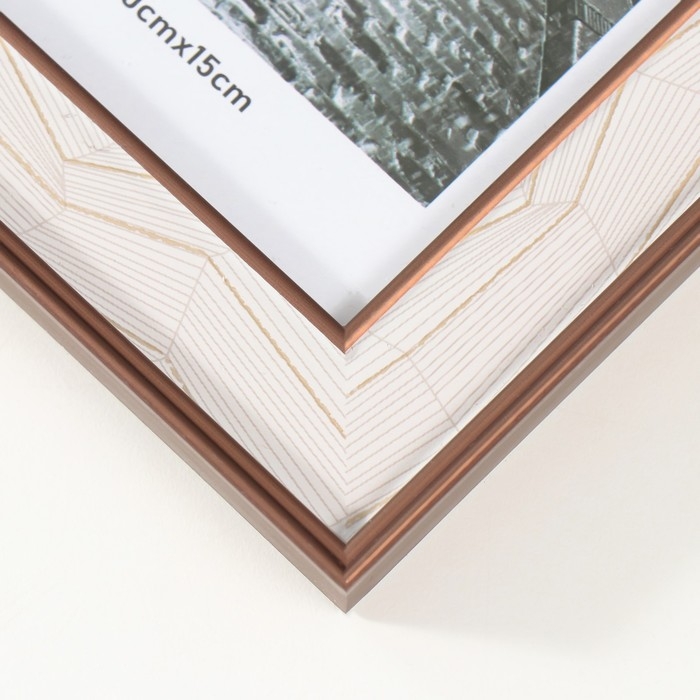 Фоторамка пластик на 2 фото 10х15 см Фоторамка пластик на 2 фото 10х15 см "Абстракция из линий на белом" кофе