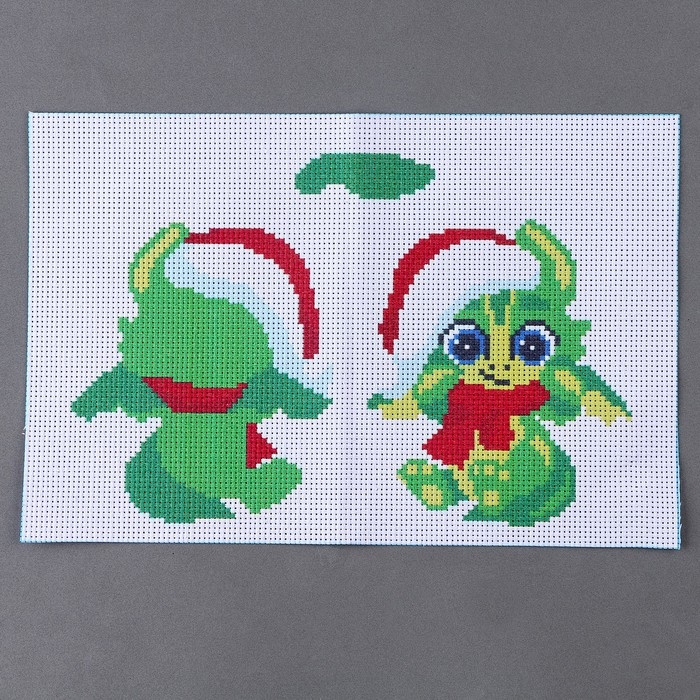 Новый год! Вышивка крестиком. Игрушка «Дракоша в шарфике» Новый год! Вышивка крестиком. Игрушка «Дракоша в шарфике»