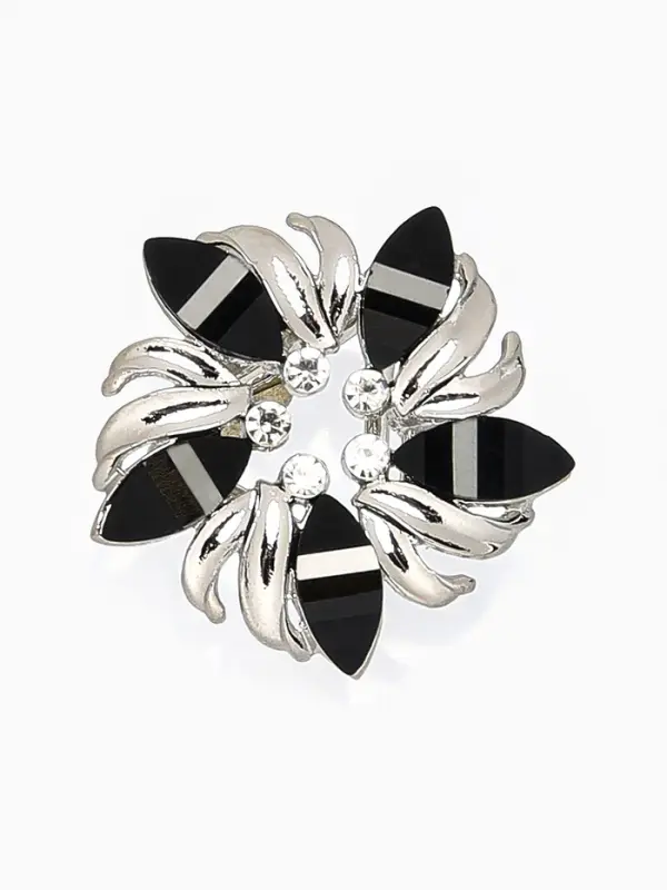 Кольцо для платка &laquo;Цветок мака&raquo;, чёрное в серебре