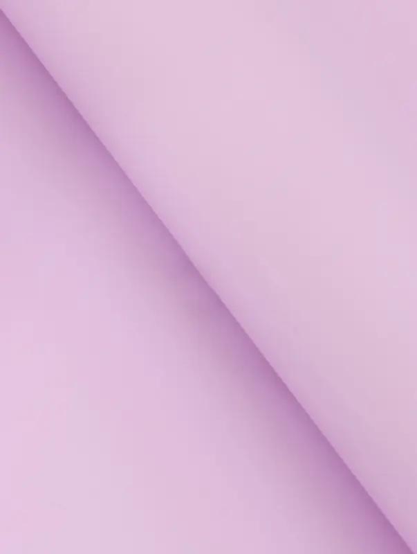 Пленка для цветов тонированная, матовая, нежная сирень, 57&times;57&plusmn;5% см, 65 мкм