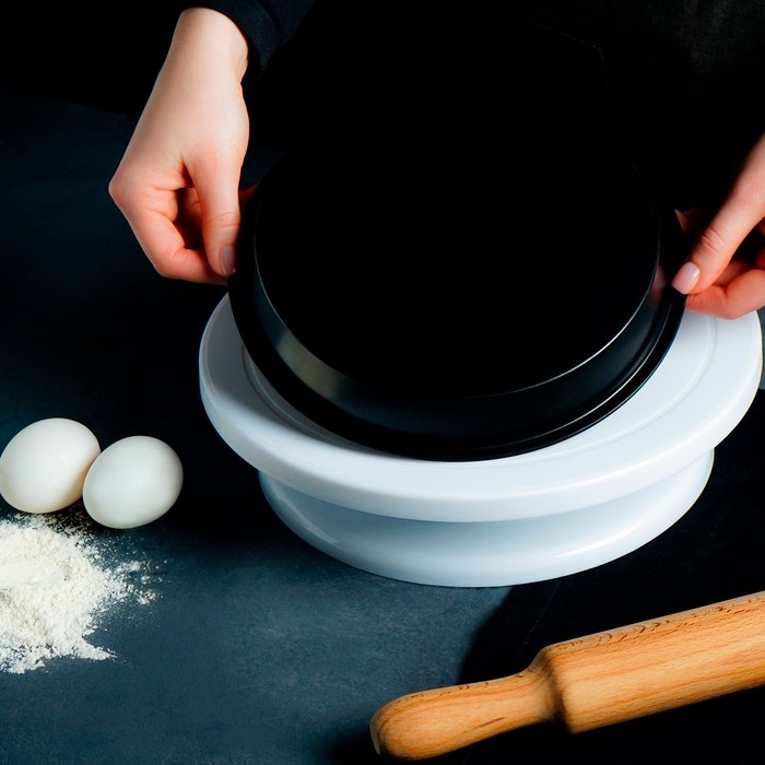 Форма для выпечки Доляна «Круг. Жаклин», 22×3 см, антипригарное покрытие, цвет чёрный Форма для выпечки Доляна «Круг. Жаклин», 22×3 см, антипригарное покрытие, цвет чёрный