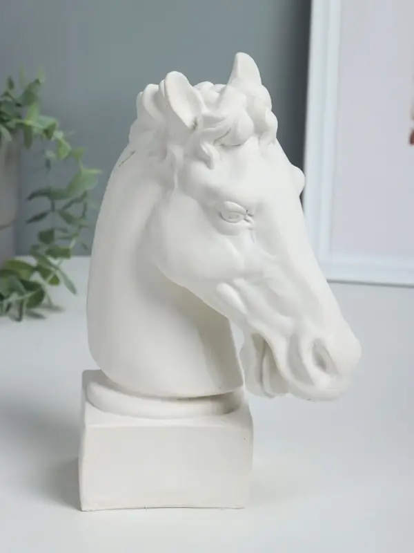 Копилка "Голова коня" высота 25 см, натурльный гипс