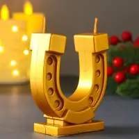Декоративная свеча "Золотая подкова", 85 г
