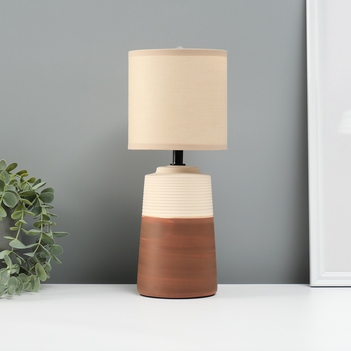 Лампа настольная Лампа настольная "Прожект" 1х40Вт Е14 коричневый 12,5х12,5х34см