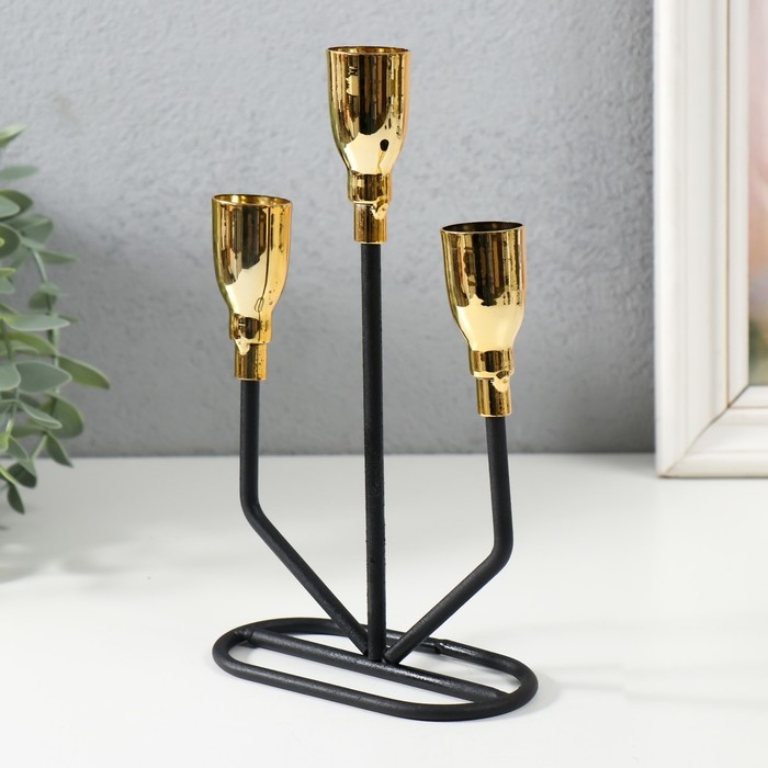 Подсвечник металл на 3 свечи Подсвечник металл на 3 свечи "Голиаф" чёрный с золотом 12,9х5,8х19,3 см