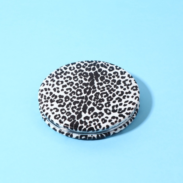 Зеркало складное «ANIMAL», d = 7 см, с увеличением, искусственная кожа, цвет «зебра» Зеркало складное «ANIMAL», d = 7 см, с увеличением, искусственная кожа, цвет «зебра»