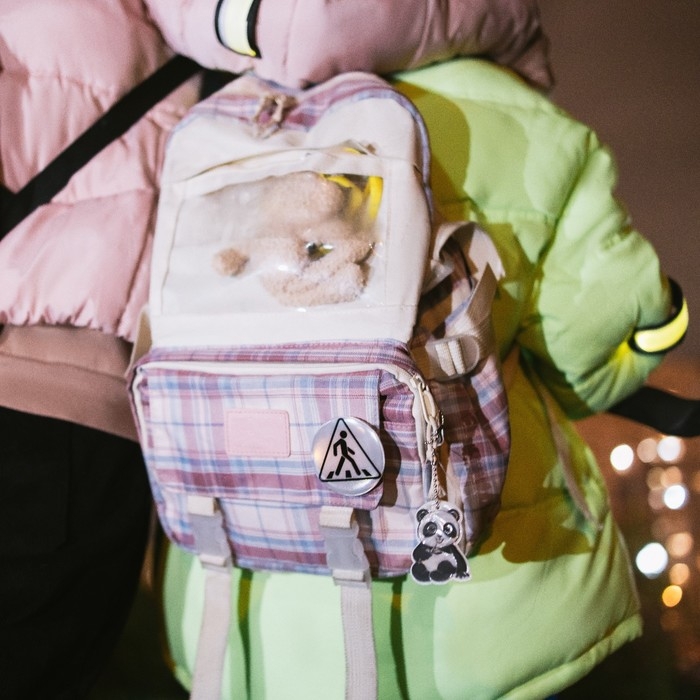 Светоотражающий значок «Пешеходный переход», d = 5,8 см, цвет МИКС Светоотражающий значок «Пешеходный переход», d = 5,8 см, цвет МИКС