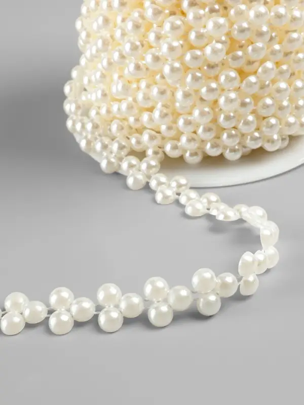 Жемчуг на нитях, плоский, 10 мм, 9&plusmn;1 м, белый