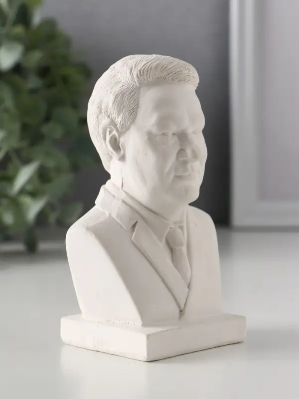 Бюст «Ельцин», 11×7×5 см, гипс Бюст «Ельцин», 11×7×5 см, гипс
