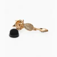 Значок &laquo;Лисичка&raquo;, с подвижным хвостиком, цветной в золоте