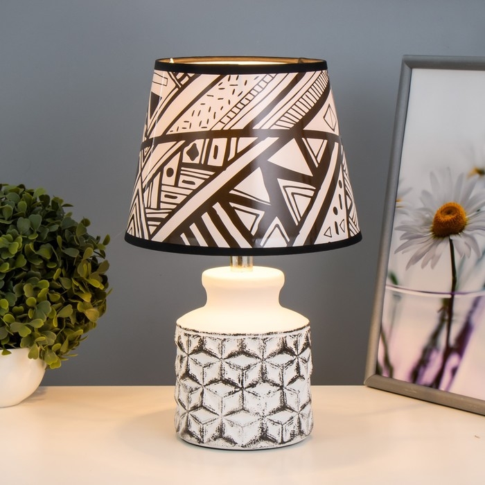 Настольная лампа Настольная лампа "Гетте" Е14 15Вт черный 31х20х20см RISALUX