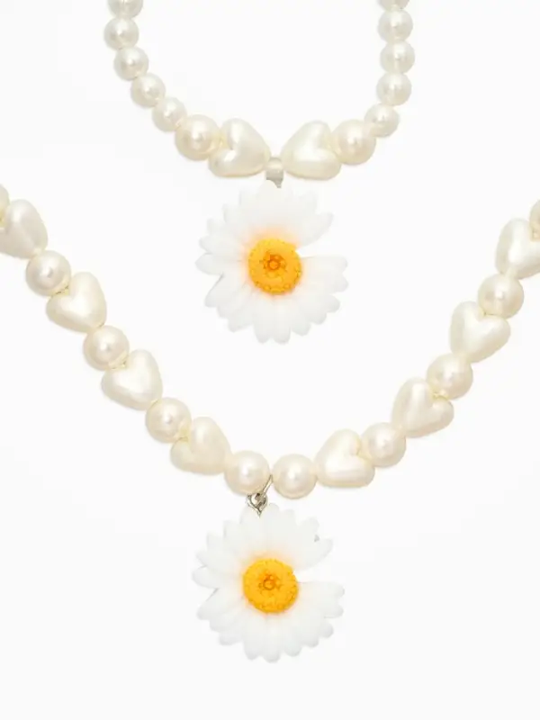 Набор детский &laquo;Выбражулька. Цветок&raquo;, 4 предмета: бусы, клипсы, браслет, кольцо безразмерное, жёлтый, белый