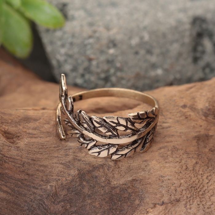 Кольцо-амулет "Рябиновая веточка", латунь