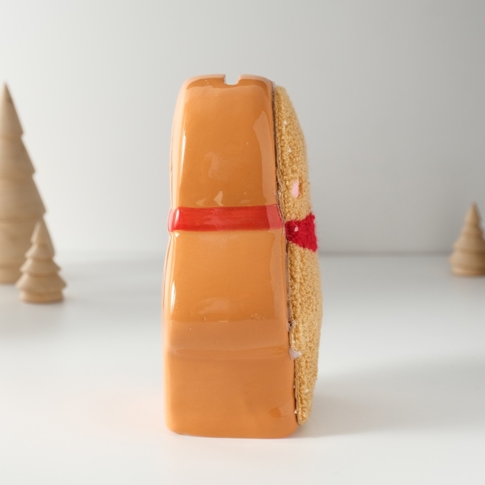 Копилка керамика  Копилка керамика "Пряничка в уютном шарфике" 7,2х12,3х15,3 см