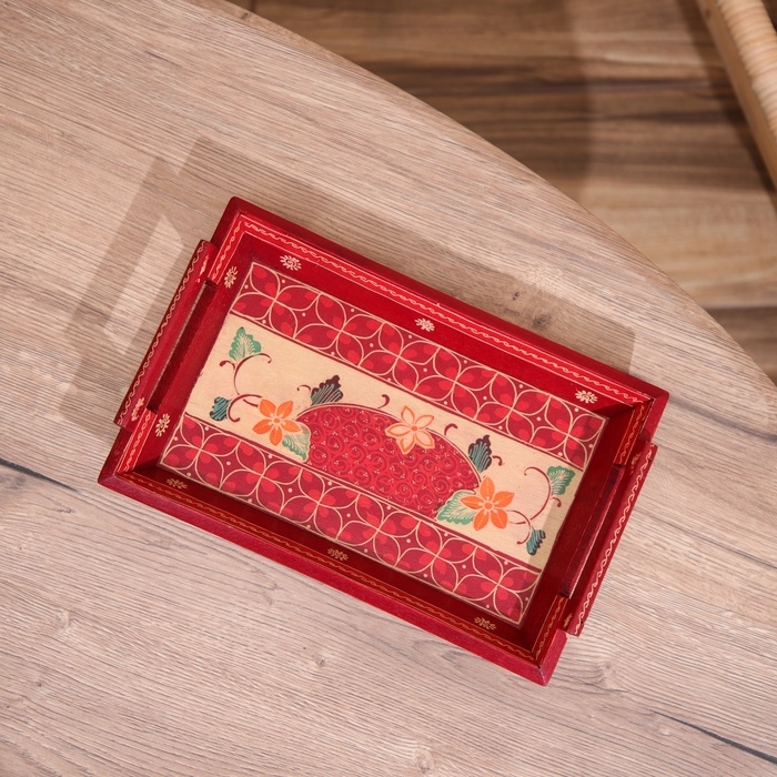 Поднос из дерева, батик 30х19х5 см Поднос из дерева, батик 30х19х5 см