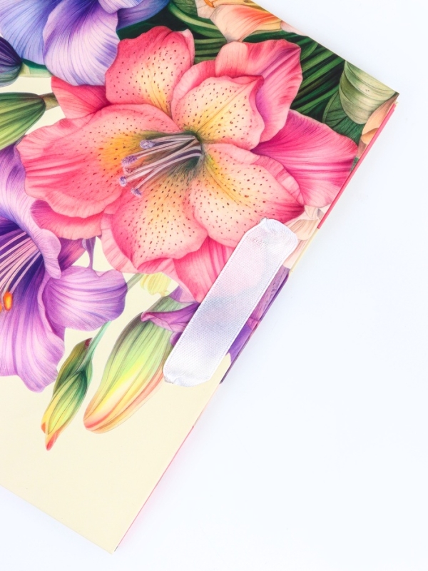 Пакет подарочный вертикальный «Акварельный букет», MS 18 х 23 х10 см