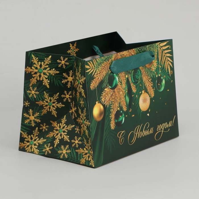 Пакет подарочный новогодний с широким дном «Роскошный Новый год», 20 х 14 х 13.2 см, Новый год