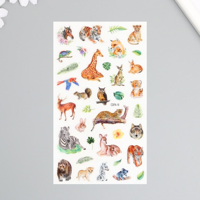 Наклейка пластик Наклейка пластик "Дикие животные" МИКС 10х21,5 см