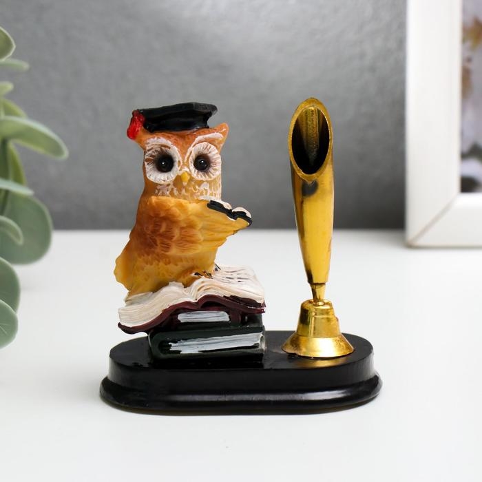 Сувенир полистоун с подставкой под ручку Сувенир полистоун с подставкой под ручку "Профессор филин на книгах" МИКС 7,5х6,5х4,2 см
