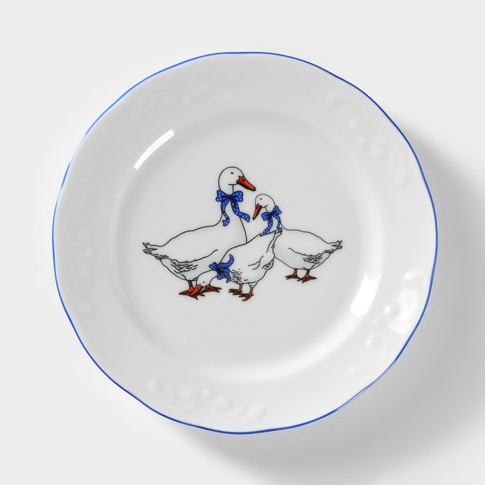 Тарелка фарфоровая «Гуси», d=17,5 см, МИКС Тарелка фарфоровая «Гуси», d=17,5 см, МИКС
