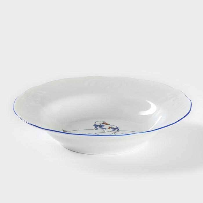 Тарелка фарфоровая глубокая «Гуси», 250 мл, d=20 см, деколь МИКС Тарелка фарфоровая глубокая «Гуси», 250 мл, d=20 см, деколь МИКС