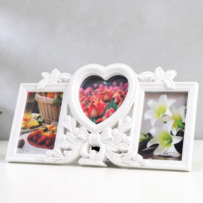 Фоторамка пластик на 3 фото 9х13, 10х10 см  Фоторамка пластик на 3 фото 9х13, 10х10 см "Бант и ягодки" белая 17,5х32 см