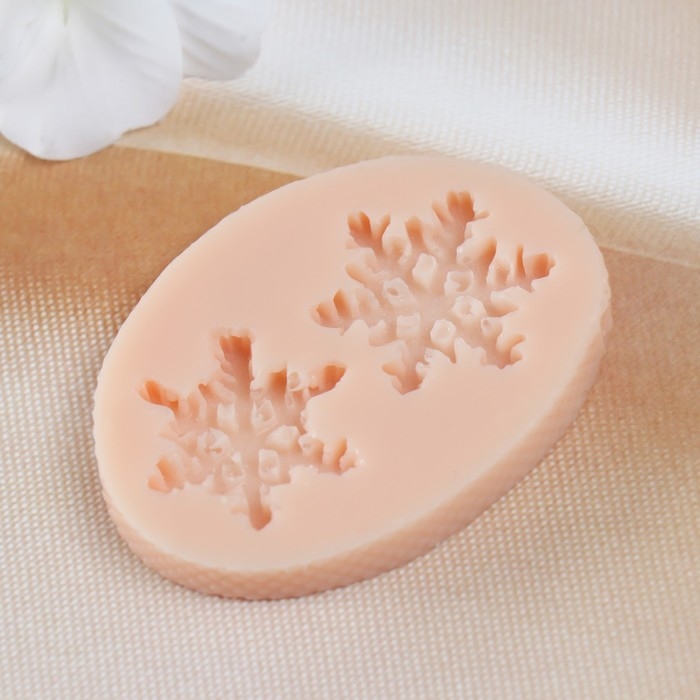 Новогодний молд силикон Новогодний молд силикон "Снежинки" 3х3х0,3 см