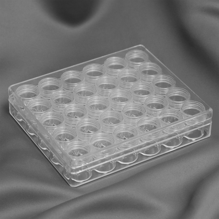 Набор баночек для рукоделия, 30 шт, d = 2 × 2,5 см, в контейнере, 16,5 × 13,5 × 3,5 см, цвет прозрачный