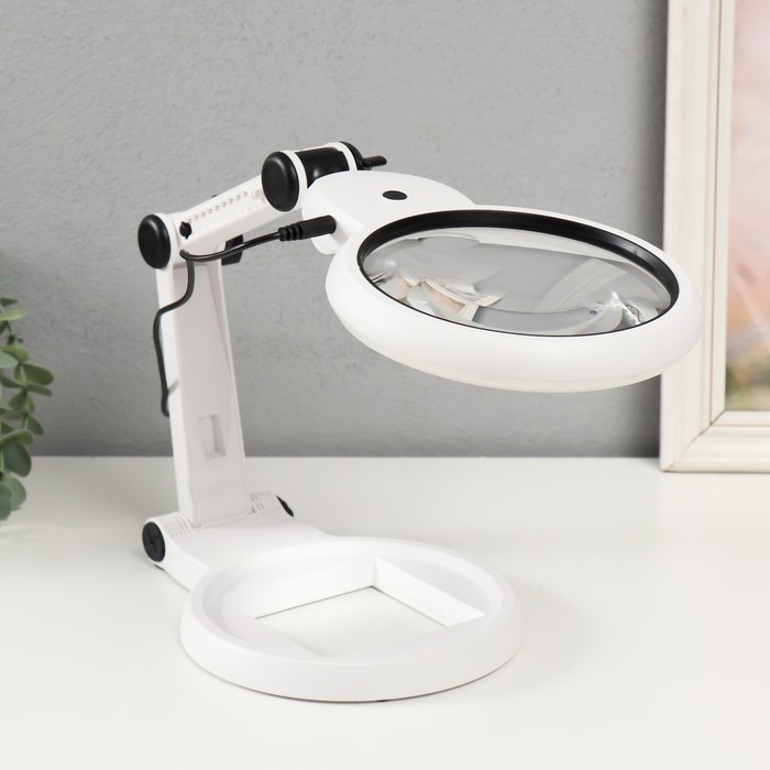 Лампа-лупа х4 х8 для творчества LEDx24 от 3AAA USB линзы d=2,95 и 12 см 5,5х19,7х40,5 см Лампа-лупа х4 х8 для творчества LEDx24 от 3AAA USB линзы d=2,95 и 12 см 5,5х19,7х40,5 см