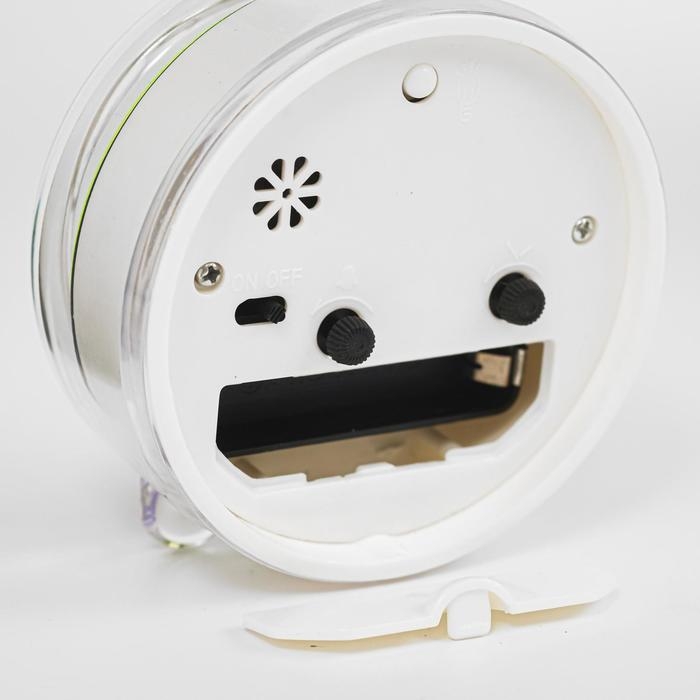 Часы настольные будильник с подсветкой Часы настольные будильник с подсветкой "Классика", циферблат d-9 см, 9.5 х 9.5 см